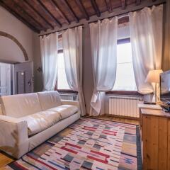 Отель A Few Steps to The Duomo Perfect 1BD Apt Италия, Флоренция - отзывы, цены и фото номеров - забронировать отель A Few Steps to The Duomo Perfect 1BD Apt онлайн комната для гостей фото 3
