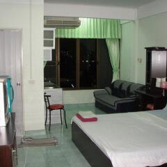 River Hotel Паттайя комната для гостей