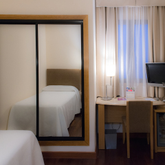 Hotel Inglaterra удобства в номере