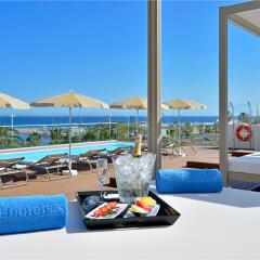 Отель Sol House Costa del Sol в номере