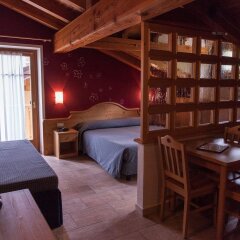 Отель Residence Les Fleurs Италия, Грессан - отзывы, цены и фото номеров - забронировать отель Residence Les Fleurs онлайн комната для гостей