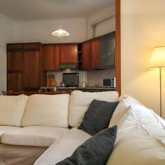 Апартаменты Altido Wooden Guerrini Apartment Милан комната для гостей