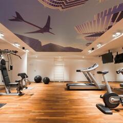 Отель Novotel Warszawa Airport фитнесс-зал