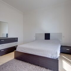 Отель Fabulous Apartment With Pool, Upmarket Area Мальта, Слима - отзывы, цены и фото номеров - забронировать отель Fabulous Apartment With Pool, Upmarket Area онлайн сейф в номере