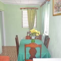 Отель Little Shaw Park Guest House питание фото 2