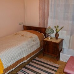 Отель Three Jugs B&B Армения, Ереван - 1 отзыв об отеле, цены и фото номеров - забронировать отель Three Jugs B&B онлайн комната для гостей