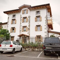 Отель Albergo Diffuso Tolmezzo Soc.Coop.Ar.L. Кьюзафорте парковка