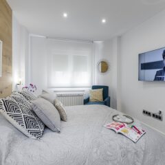 Апартаменты Hermosilla Apartment комната для гостей фото 3