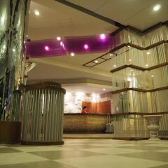 Patong Beach Hotel интерьер отеля