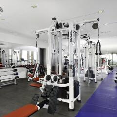Отель DoubleTree by Hilton Zagreb фитнесс-зал фото 2