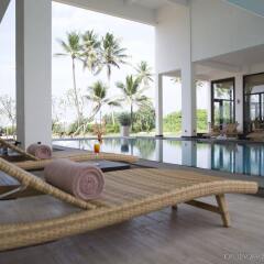 Shinagawa Beach Hotel бассейн фото 2
