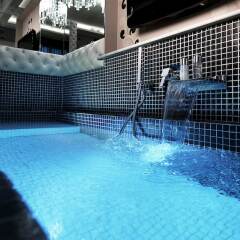 Отель Spagna Royal Suite бассейн фото 2