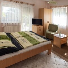 Отель Flora Villa Хевиз комната для гостей фото 2
