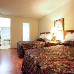 Отель Americas Best Value Inn Los Angeles- 7th Street США, Лос-Анджелес - отзывы, цены и фото номеров - забронировать отель Americas Best Value Inn Los Angeles- 7th Street онлайн комната для гостей фото 2
