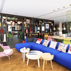 Отель citizenM Amstel Amsterdam развлечения