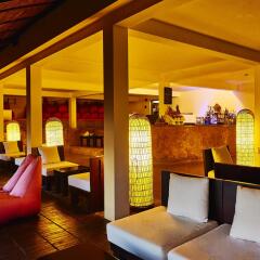Отель Chen Sea Resort & Spa гостиничный бар