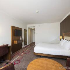 DoubleTree by Hilton Hotel Dartford Bridge комната для гостей фото 2