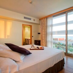 Отель Eurohotel Diagonal Port (ex Rafaelhoteles) комната для гостей фото 2