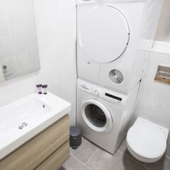 Отель Alterhome Apartamento Puerta de Toledo I ванная