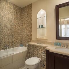 Отель Shakespeare - Ease by Emaar - 2 Bedroom ванная фото 2