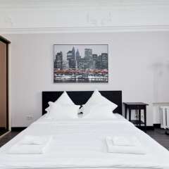 Апартаменты LUXKV Apartment on Zemlyanoy Val 52 комната для гостей фото 3