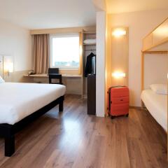 Отель ibis Luxembourg Aéroport детские мероприятия