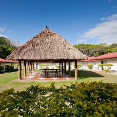 Отель Geckos Resort