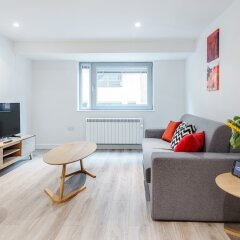 Апартаменты LCS New Compton Apartments комната для гостей фото 5