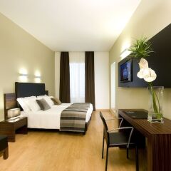 Отель Trevi Collection Hotel Италия, Рим - 2 отзыва об отеле, цены и фото номеров - забронировать отель Trevi Collection Hotel онлайн сейф в номере