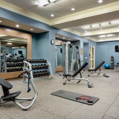 Отель Hilton Times Square США, Нью-Йорк - отзывы, цены и фото номеров - забронировать отель Hilton Times Square онлайн фитнесс-зал фото 3