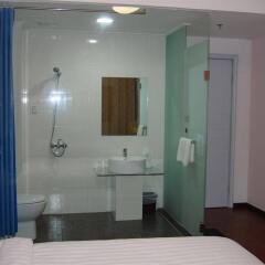 Отель Shenzhen Better Hotel Китай, Шэньчжэнь - отзывы, цены и фото номеров - забронировать отель Shenzhen Better Hotel онлайн ванная