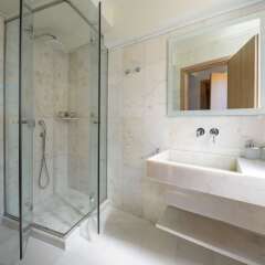 Отель Fos DownTown Suites Афины ванная