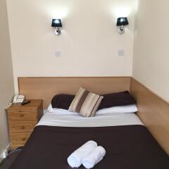 Smiths Hotel 2* Стандартный номер