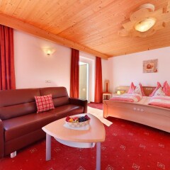 Отель Gasthof Zum Grünen Baum Италия, Лана - отзывы, цены и фото номеров - забронировать отель Gasthof Zum Grünen Baum онлайн комната для гостей фото 4