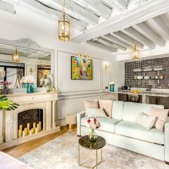 Отель Luxury 4 Bedroom 3 Bathroom Louvre - AC Париж интерьер отеля