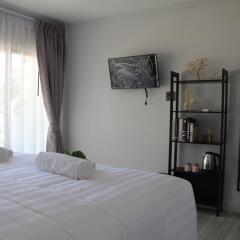 Отель Thai Kamala Beach Front комната для гостей фото 6