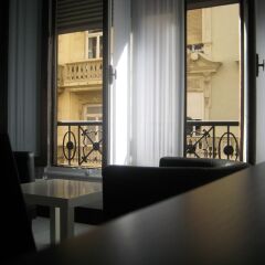 Отель B&B Hi Valencia Cánovas балкон