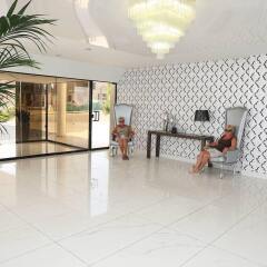 Отель Silver Sands Beach Hotel Кипр, Протарас - 10 отзывов об отеле, цены и фото номеров - забронировать отель Silver Sands Beach Hotel онлайн интерьер отеля