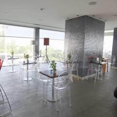 Отель Silver Sands Beach Hotel Кипр, Протарас - 10 отзывов об отеле, цены и фото номеров - забронировать отель Silver Sands Beach Hotel онлайн помещение для мероприятий