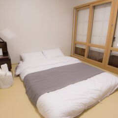 Отель STAY256 Hanok Guesthouse Южная Корея, Сеул - отзывы, цены и фото номеров - забронировать отель STAY256 Hanok Guesthouse онлайн комната для гостей фото 2