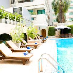 Hotel Mermaid Bangkok Бангкок бассейн фото 3