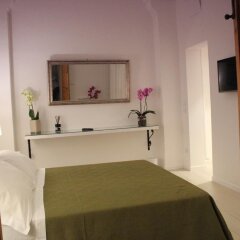 Отель La Finestra sul Convitto B&B Лечче комната для гостей фото 5