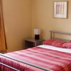 Отель Brodies Hostels Эдинбург комната для гостей