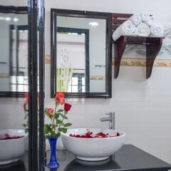 Отель Sunshine Homestay Hoi An ванная фото 2