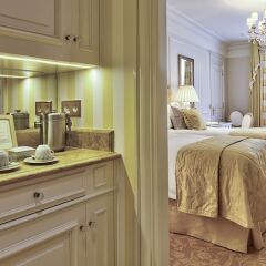 Four Seasons Hotel George V in Paris, France from 2981$, photos, reviews - zenhotels.com room amenities photo 2