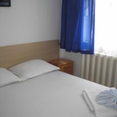 Отель Family Hotel Flora Болгария, Ардино - отзывы, цены и фото номеров - забронировать отель Family Hotel Flora онлайн комната для гостей фото 5