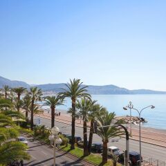 Отель Aparthotel Adagio Nice Promenade des Anglais пляж