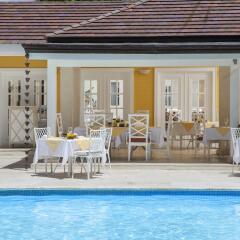 Отель Luxury Villas at Tortuga Bay