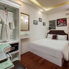 Trang Trang Premium Hotel сейф в номере