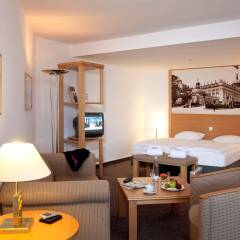 Mercure Hotel Berlin Tempelhof комната для гостей